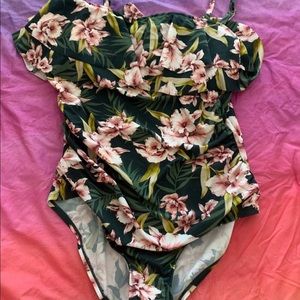 Women’s one piece floral  Kona Sol Hawaiian Swimsuit